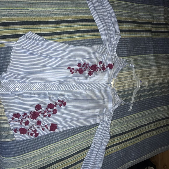 maternity off the shoulder long sleeve shirt - Picture 2 of 2